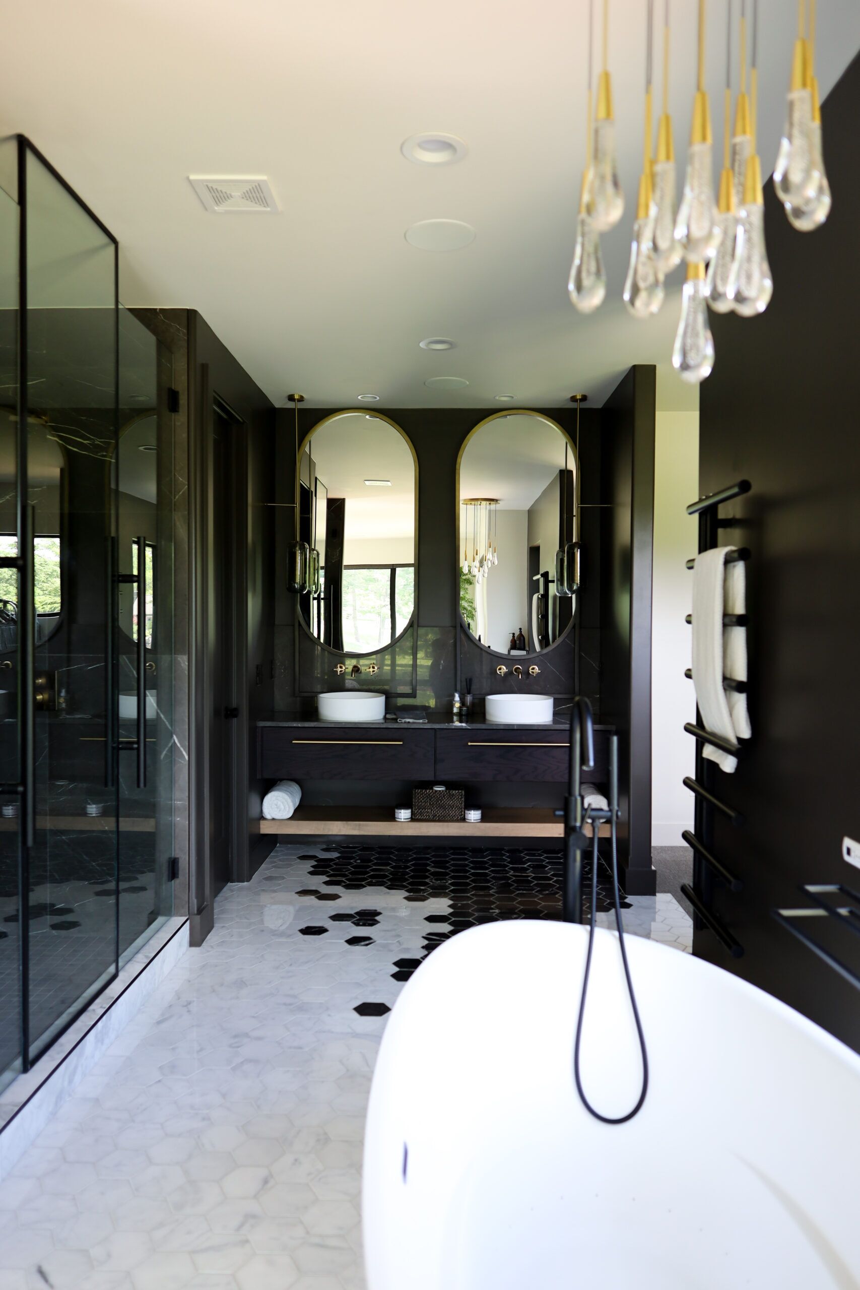 20000101_052004000_iOS-scaled